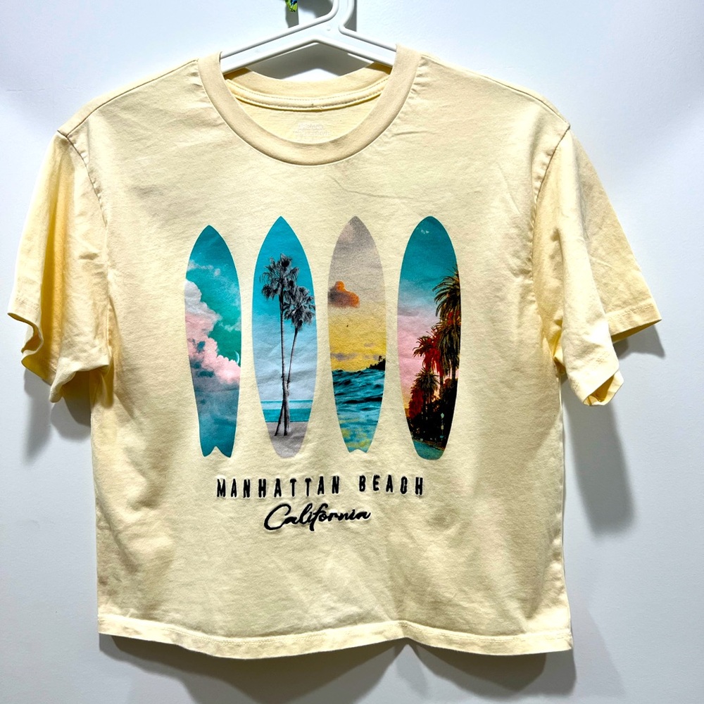 California Graphic Tee - Manhattan Beach